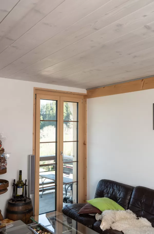 Sanierung Bauernhaus. Wieder sehen wir, dass sich dies sehr lohnt. Ihre Vorteile bei der Sanierung ist insbesondere das grosse Raumangebot, dies bietet viel Freiraum für Kreativität. Stilvolles, einzigartiges Wohnen mit Geschichte, Grosse Aussengelände, Ruhige Wohnlage.