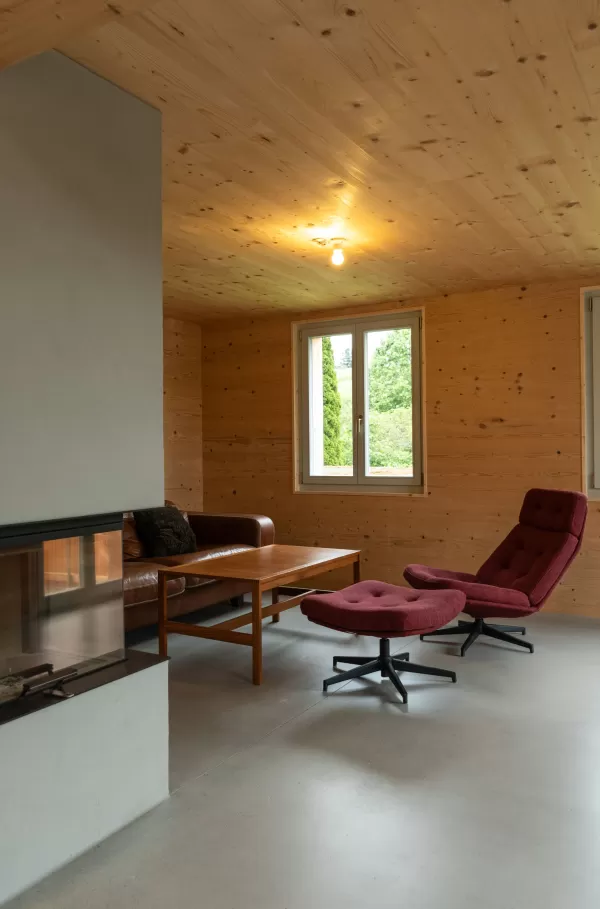 Nachhaltiger Neubau mit ökologischer Holzkonstruktion – Zimmerei Hirschi AG