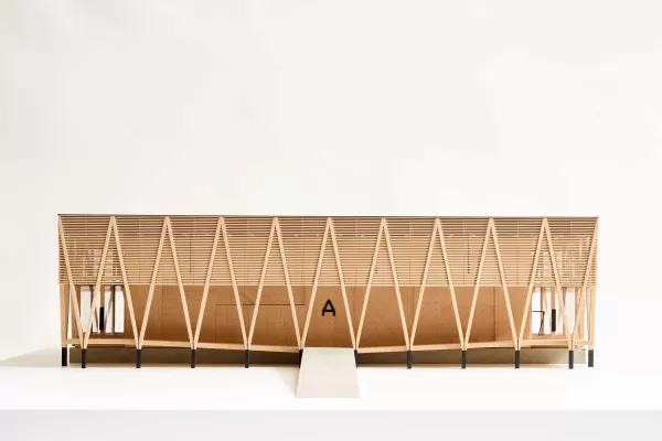 Ein neuer Kunstpavillon im Garten von Albert Anker aus Truberholz   Albert Samuel Anker war ein Schweizer Maler, Grafiker und Genremaler des schweizerischen Volkslebens.   Mit dem Center Albert Anker entsteht in Ins ein einzigartiger Kulturort mit regionaler Verankerung und nationaler Ausstrahlung.